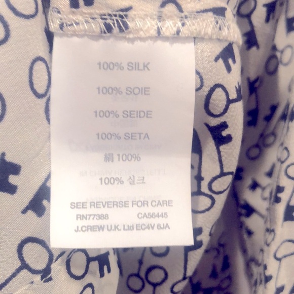 J. Crew key pattern printed 100% silk blouse-size 2 - Picture 8 of 8